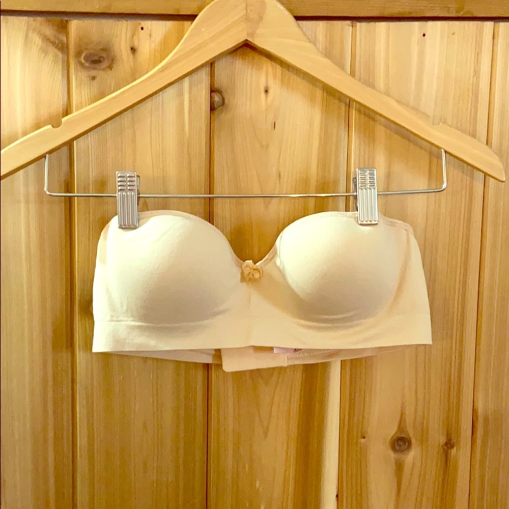 Strapless bra